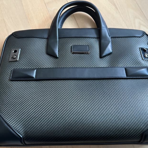 투미(TUMI)'가 프리미엄 컬렉션, CFX 