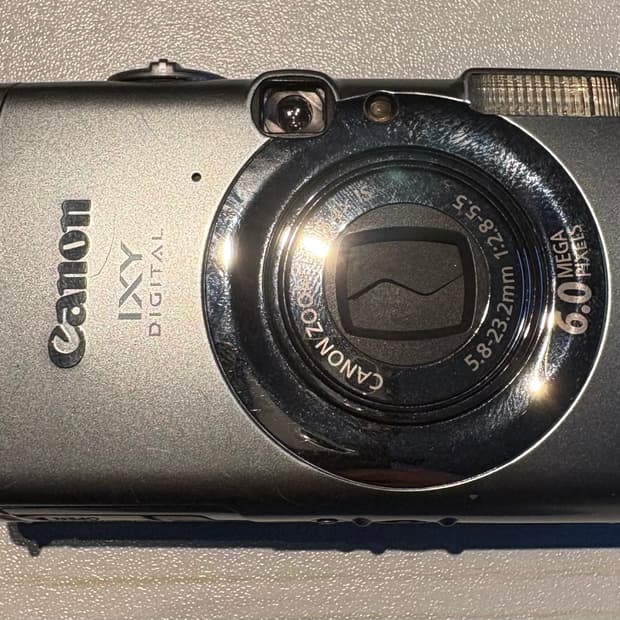 캐논 IXY 800 IS 디지털카메라 판매 합니다