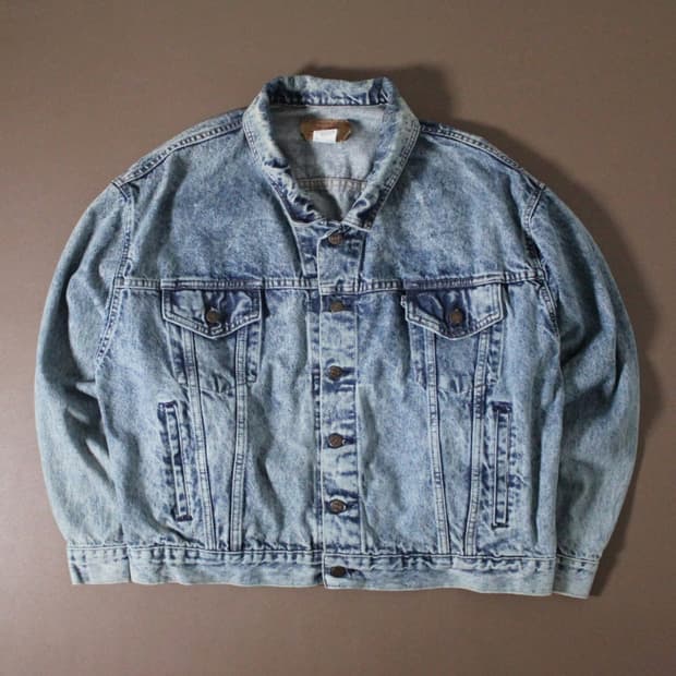 00s Levi’s 리바이스 75068 아이스 워시 데님 자켓 L006
