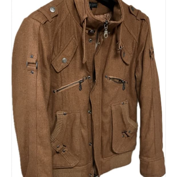 In the attic 카멜 자켓 L