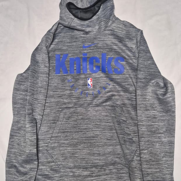 뉴욕 닉스 후드티 팝니다 