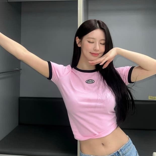 이미스 핑크 티셔츠