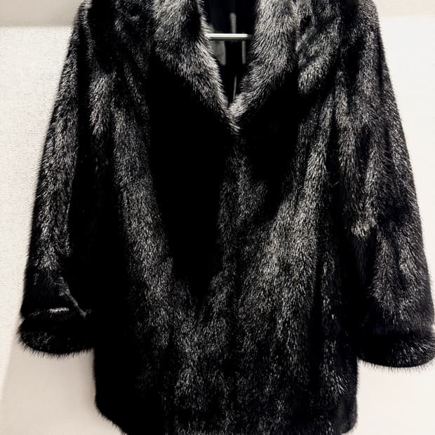 사가밍크 통밍크 블랙 하프 밍크 코트 (드라이해둠)