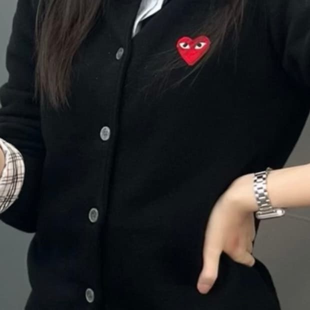 꼼데가르송 가디건 라운드넥 블랙