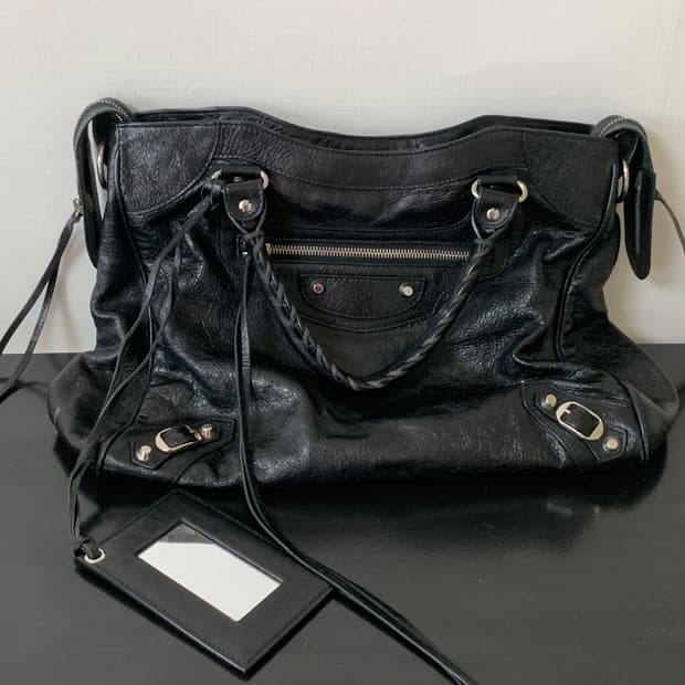 발렌시아가 모터백 블랙 은장