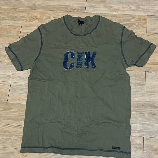 캘빈클라인 y2k 반팔 L