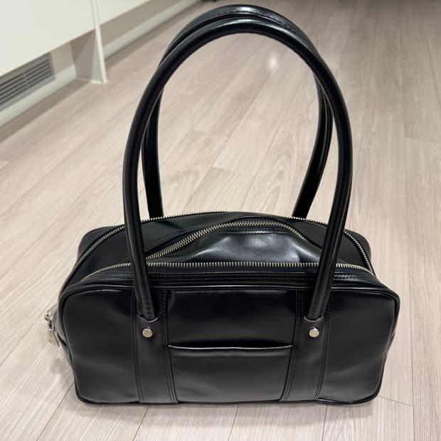 꼼데가르송 더블 지퍼 숄더백 미듐