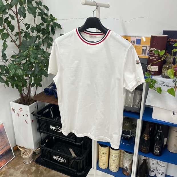 몽클레어 반팔 티셔츠 L