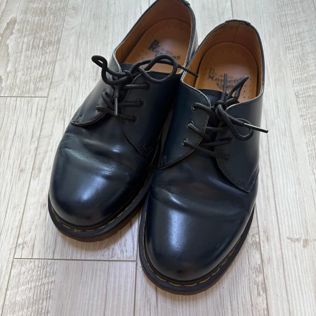 닥터마틴 1461 3홀 스무스 270