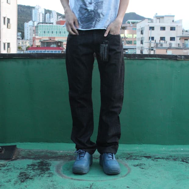 Levi’s Red Tab Slim Straight Denim Pants