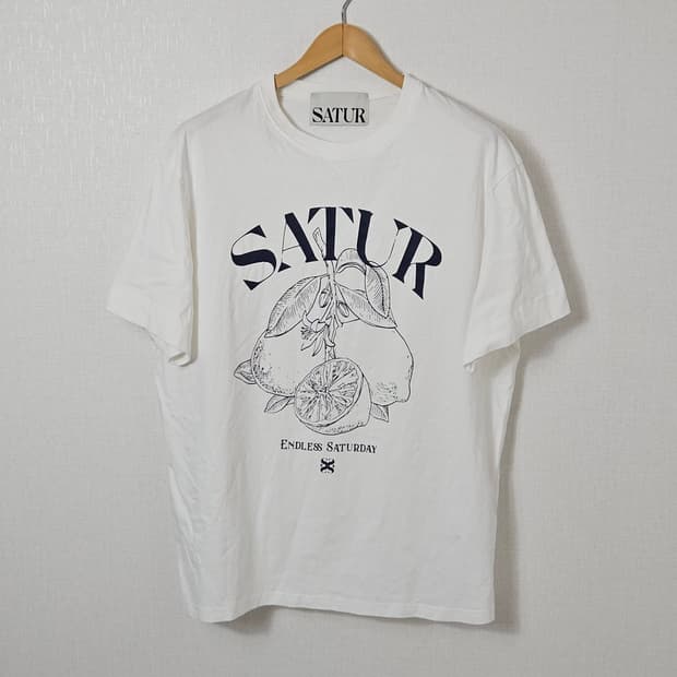 세터 SATUR 반팔 카프리시트론 드로잉 썸머 L (거의 새상품)