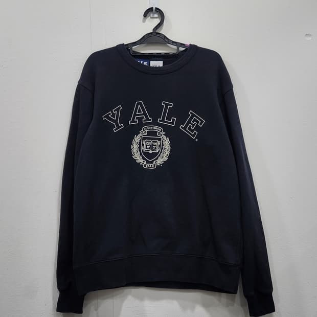 자라 YALE 콜라보 네이비 맨투맨 M