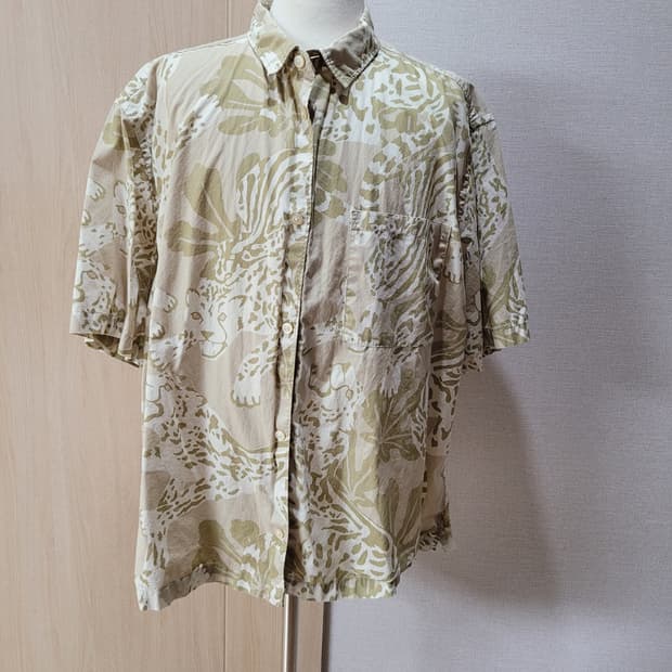 에이치엔엠 H&M 남자 레오파드패턴 반팔 셔츠 130 골드