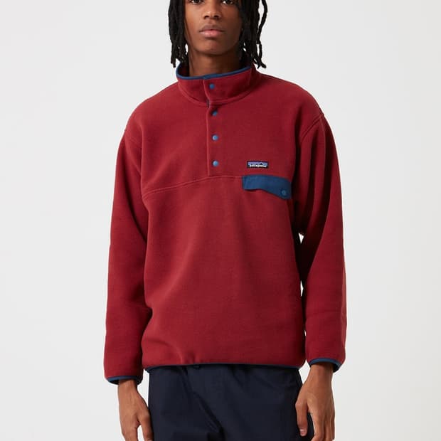 파타고니아 헤비웨이트 신칠라 풀오버 옥사이드 레드(버건디)색상  M
