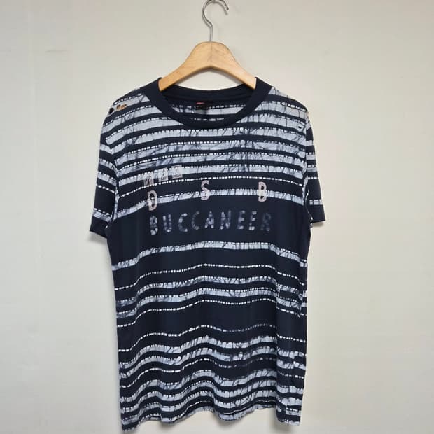 디젤 펑크 디스 티셔츠 XL사이즈 - T82