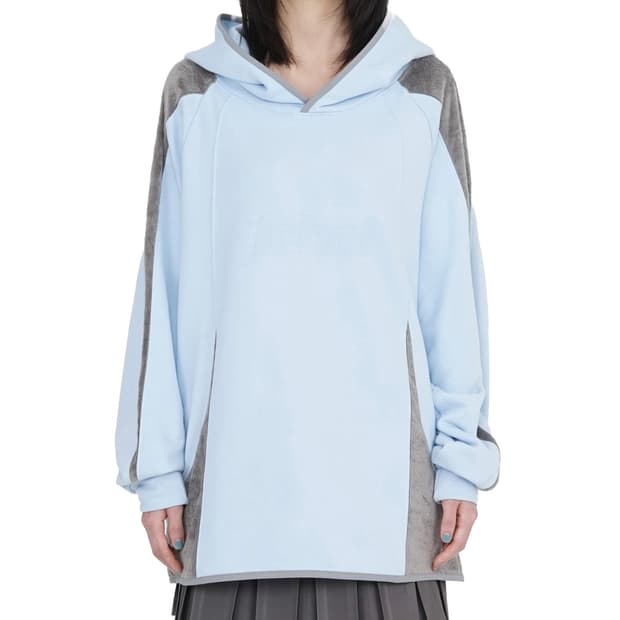 지초이 AW25 SOLITARY WALKER 후드티