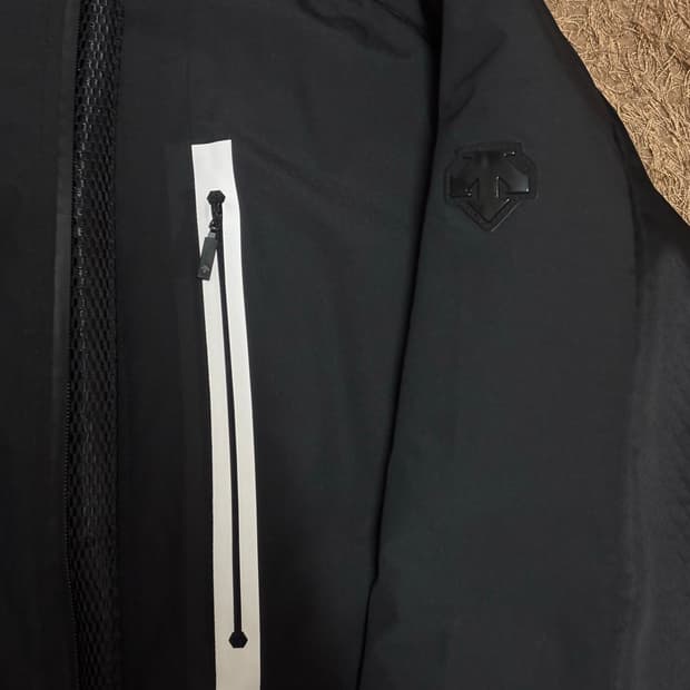 데상트 패딩자켓 [새상품]