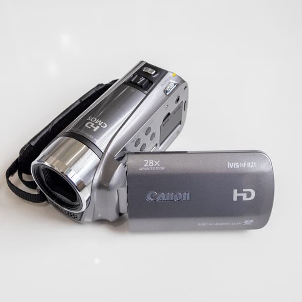 Canon Ivis HF R21 / 빈티지 디지털 캠코더