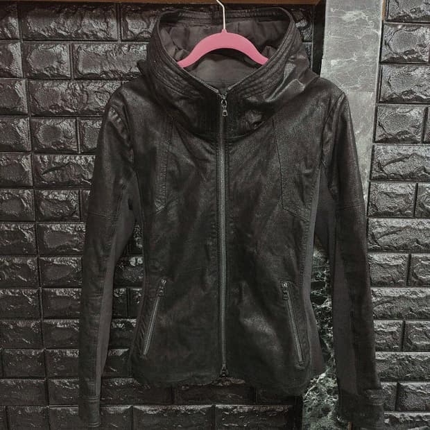 No id. 레더 스웨이드 후드 자켓