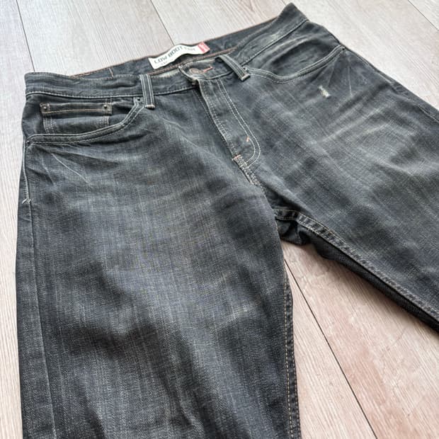 [31/30] levis 527 black