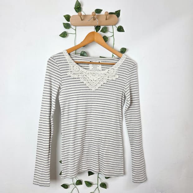 레이스 포인트 슬리브