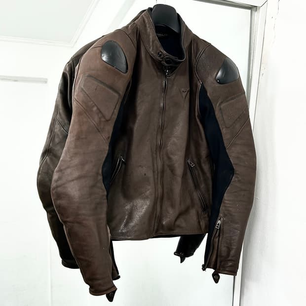 다이네즈 스트리트다커 소가죽 레이싱 자켓