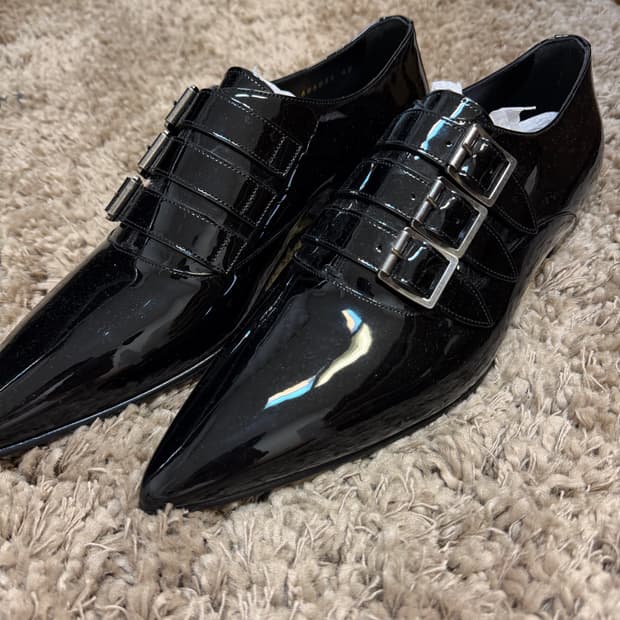 새제품)생로랑 애나멜 트리플 스트랩 슈즈로퍼