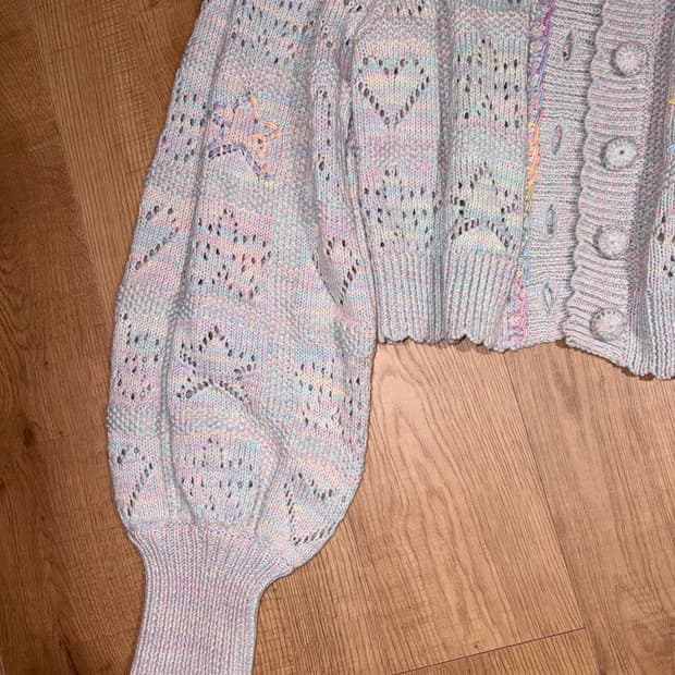 Loveshackfancy 별 패턴 펀칭 니트 크롭 가디건