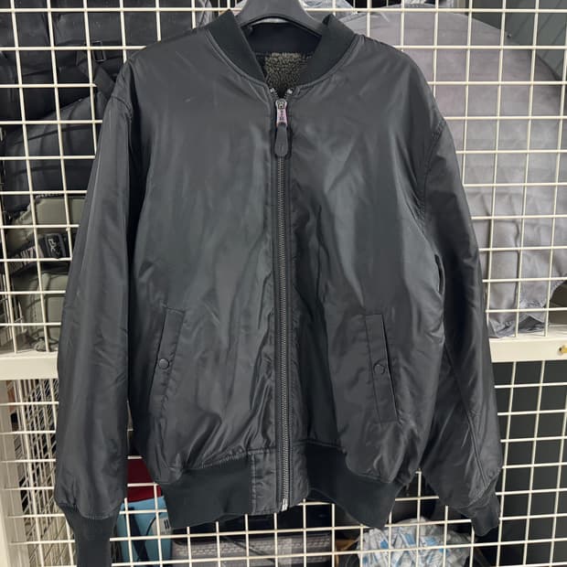 알파인더스트리 셰르파 리버시블 자켓 