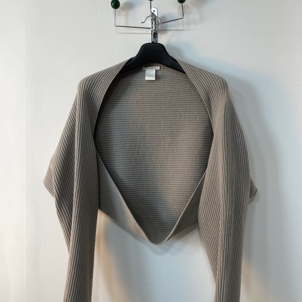 아모멘토 니트 볼레로 가디건 