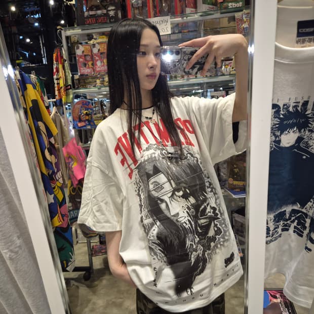 [Primitive x Naruto] 콜라보레이션 우치하 이타치 티셔츠