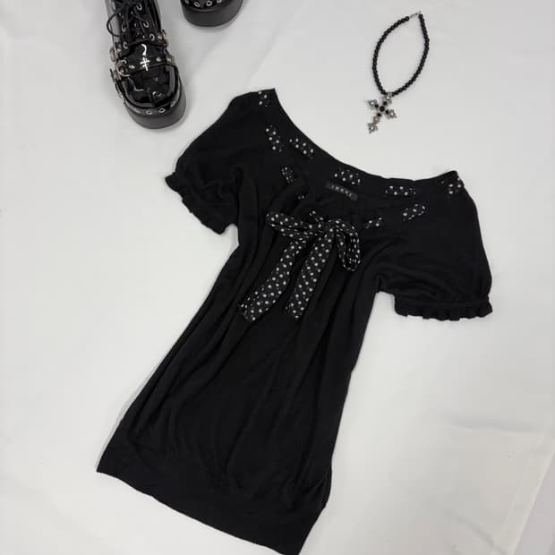 공겜여주 리본 도트 반팔티 