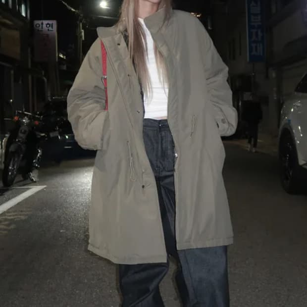 LONG FISHTAIL PADDING (블랙)