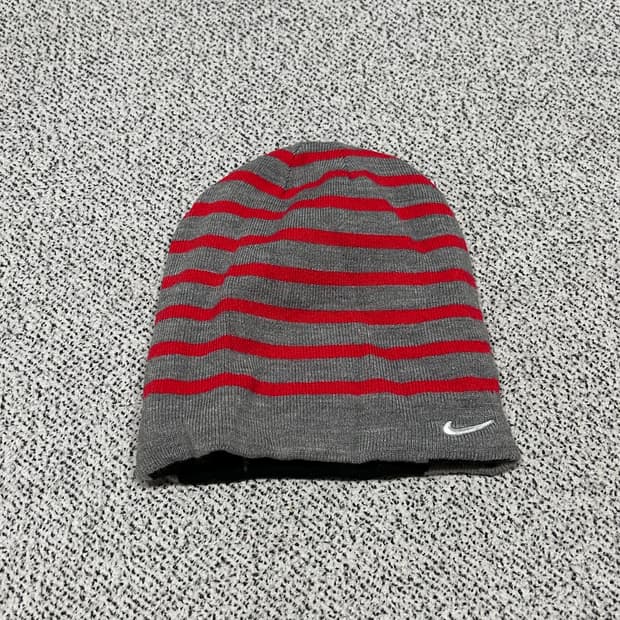 나이키 리버시브비니