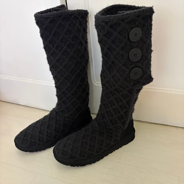 어그 니트부츠 정품 240