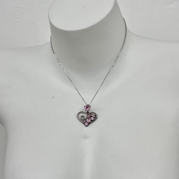 러블리 하트 큐빅 네크리스