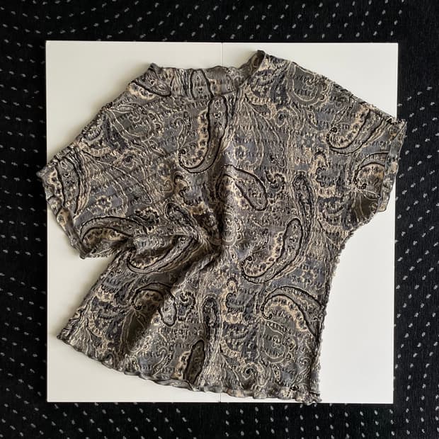 patterned wrinkle top