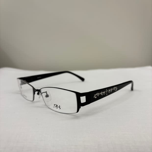 GIVY 기비 블랙 사각 빈티지안경