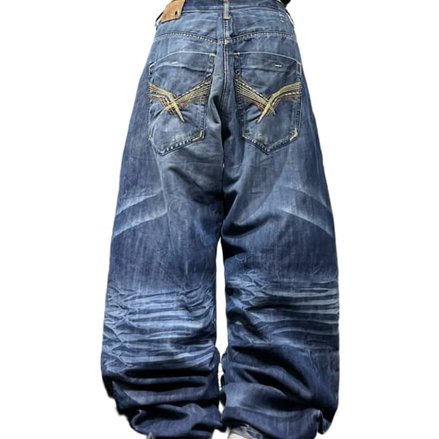 cat washing scratch denim