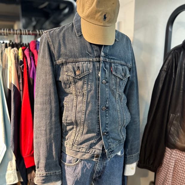 Levi’s Washed Denim Trucker Jacket
