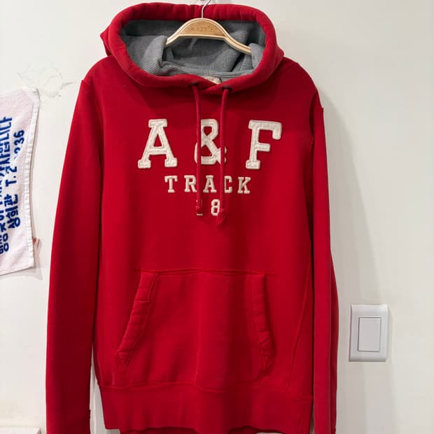 87. 아베크롬비 후드티