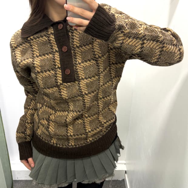 John bull 브라운 체크 카라 니트