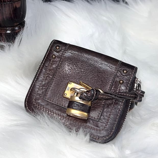 Chloe 끌로에 패딩턴 아이코닉 자물쇠 레더 아카이브 반지갑 월렛