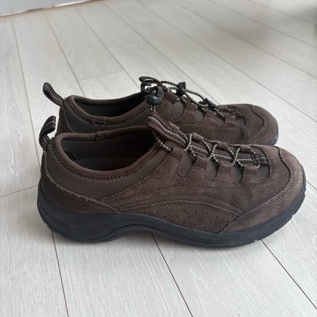 LL bean brown sneakers