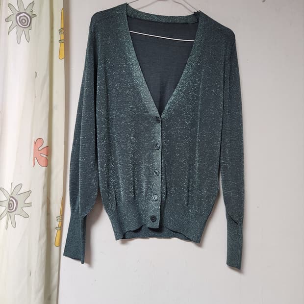 브룬즈바자르 글리터 브이넥 가디건90