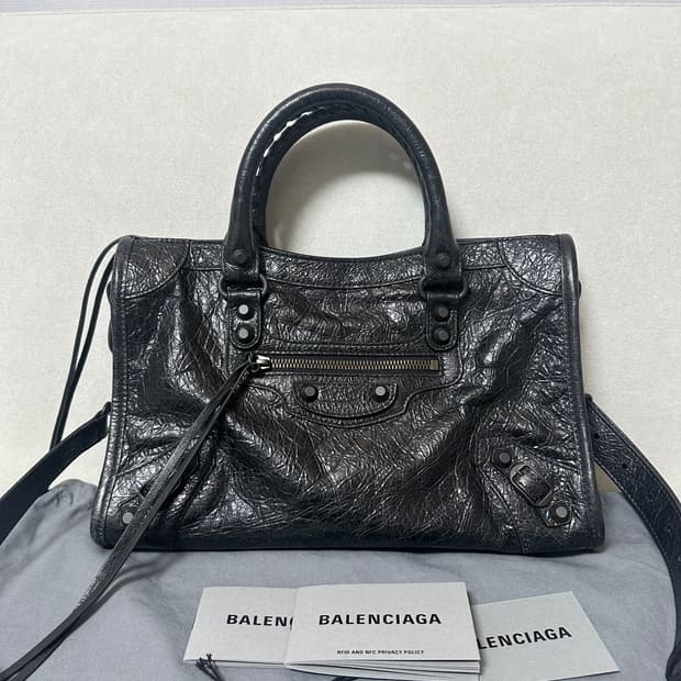 [새상품급 정품] 발렌시아가 르 시티 모터백 스몰 블랙