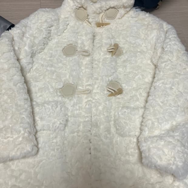 반값)아이보리 뽀글이 떡볶이 코트