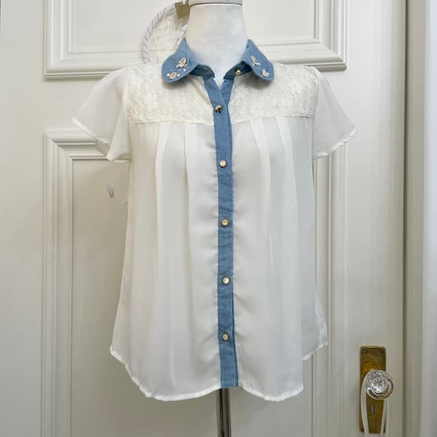 ivory denim point lace blouse