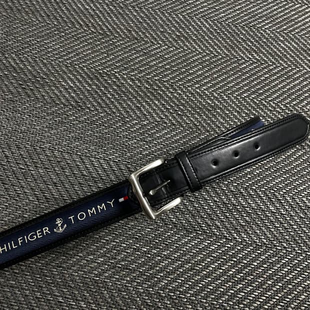 타미힐피거 오리지날 로고 미니멀 레더 벨트y 4471
