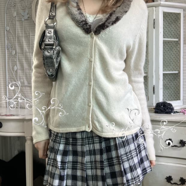 jpn vintage ivory fur collar cardigan